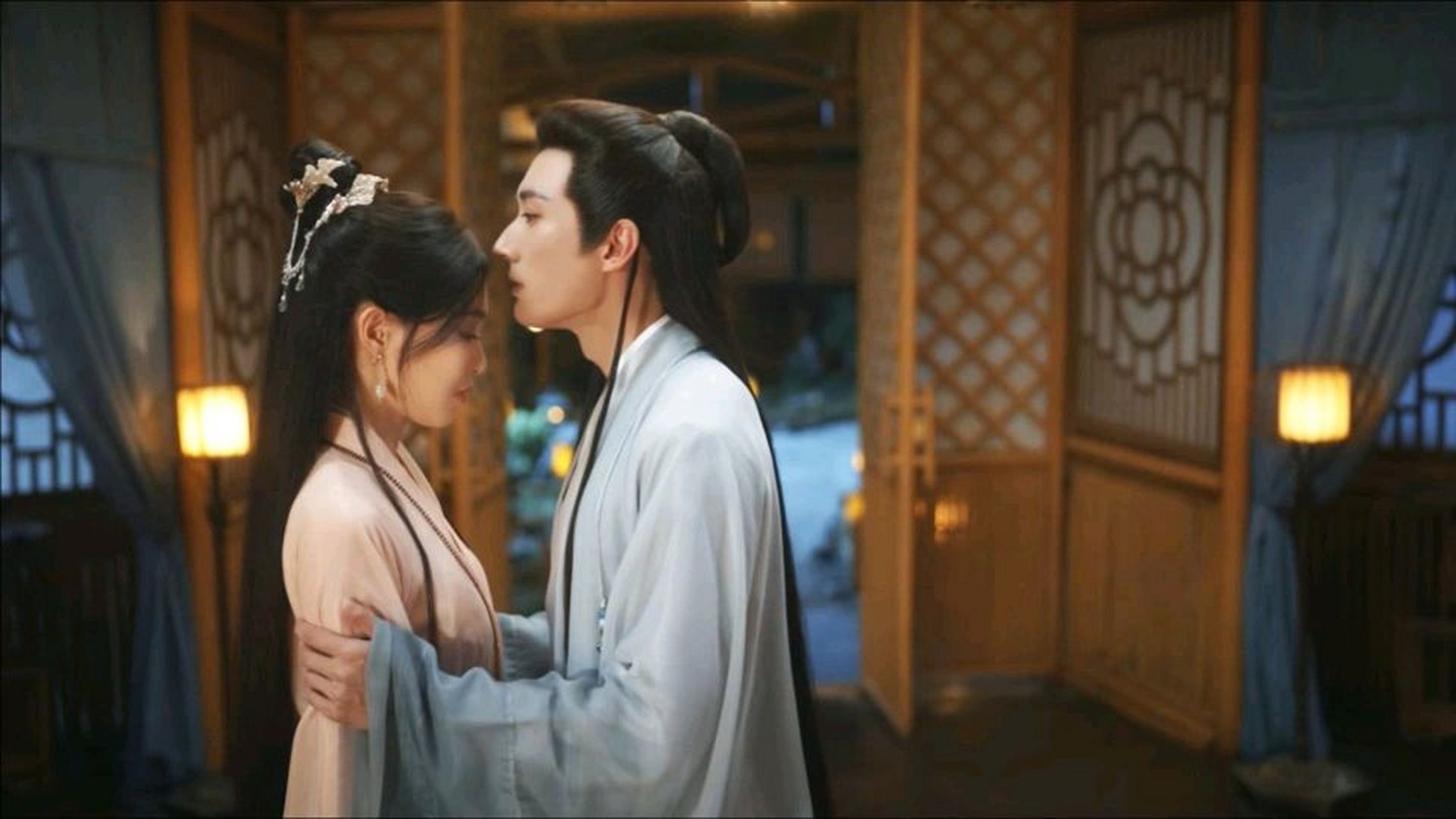 ���գ�3��